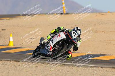 media/Oct-07-2023-CVMA (Sat) [[f84d08e330]]/Race 13 500 Supersport-350 Supersport/